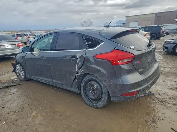 1FADP3N25JL289763 2018 FORD FOCUS - Image 2