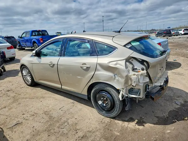 1FADP3N25JL314547 2018 FORD FOCUS - Image 2