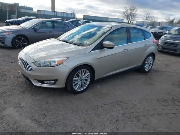 1FADP3N25JL314614 2018 FORD FOCUS - Image 2