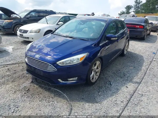 1FADP3N26GL273743 2016 FORD FOCUS - Image 2