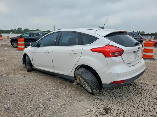 1FADP3N26GL295385 2016 FORD FOCUS - Image 2