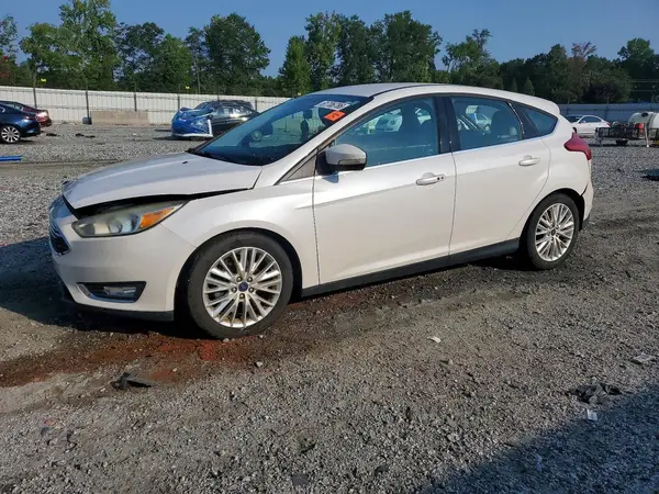1FADP3N26GL389444 2016 FORD FOCUS - Image 1