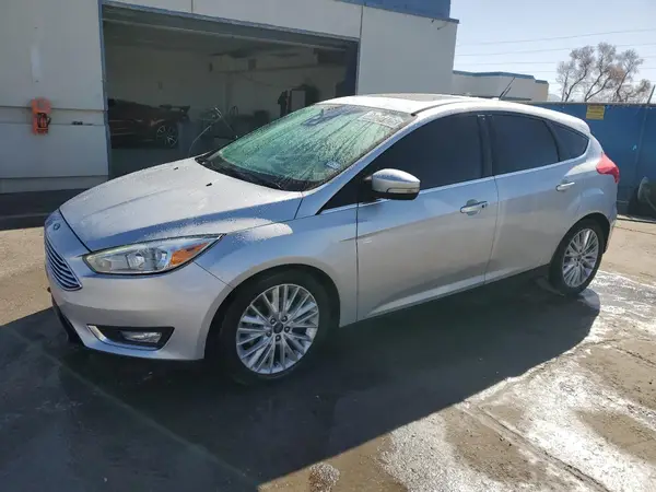 1FADP3N26HL214600 2017 FORD FOCUS - Image 1