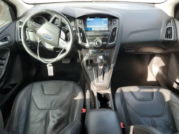 1FADP3N26HL215441 2017 FORD FOCUS - Image 8