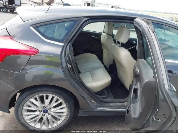 1FADP3N26HL268186 2017 FORD FOCUS - Image 8