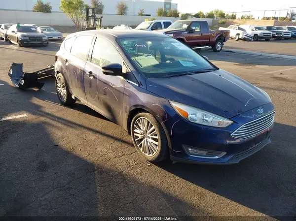 1FADP3N26HL279737 2017 FORD FOCUS - Image 1