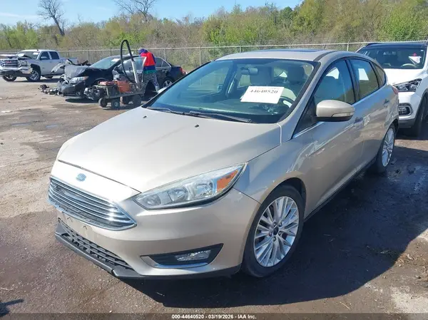 1FADP3N26HL287532 2017 FORD FOCUS - Image 2