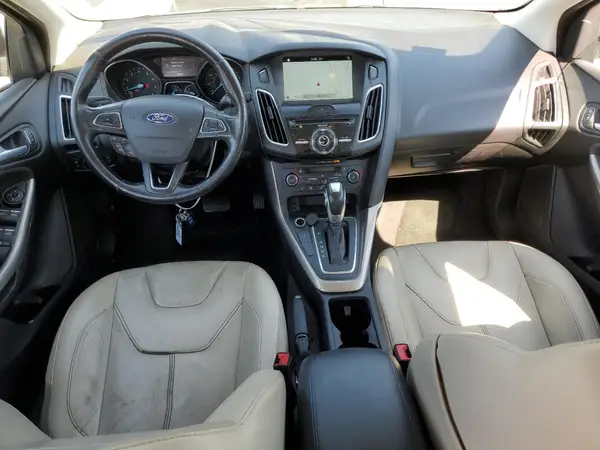 1FADP3N26HL287711 2017 FORD FOCUS - Image 8