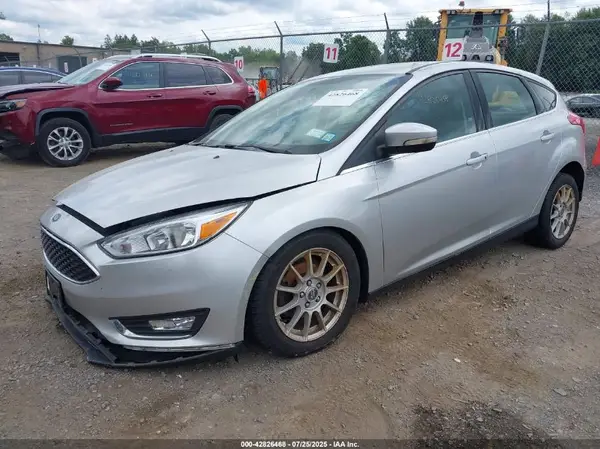 1FADP3N26HL316933 2017 FORD FOCUS - Image 2