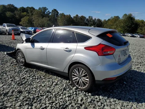 1FADP3N26HL320464 2017 FORD FOCUS - Image 2