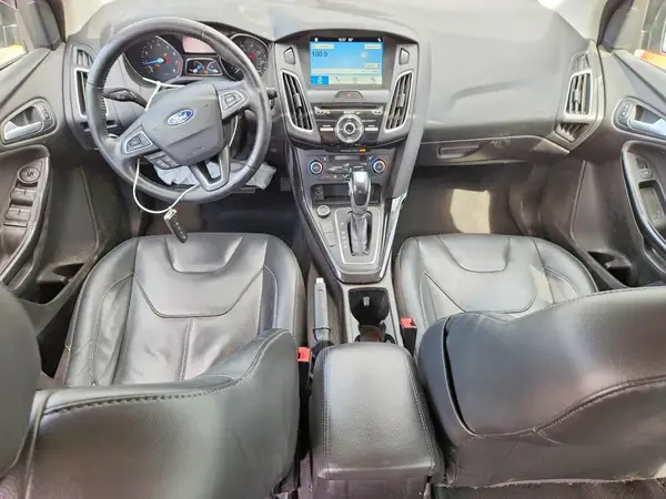 1FADP3N26HL333957 2017 FORD FOCUS - Image 8