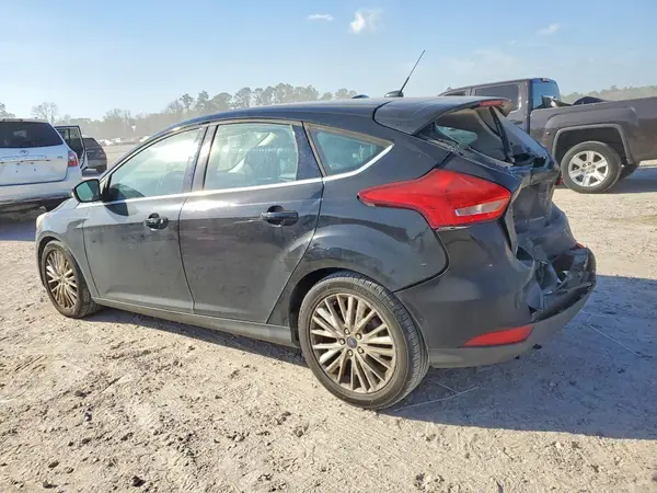 1FADP3N26JL216546 2018 FORD FOCUS - Image 2