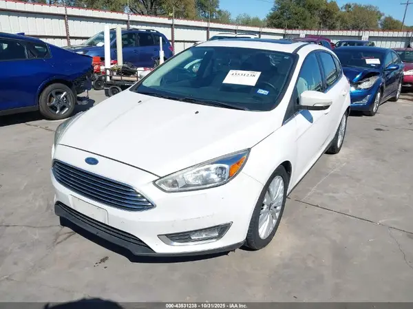 1FADP3N26JL271708 2018 FORD FOCUS - Image 2