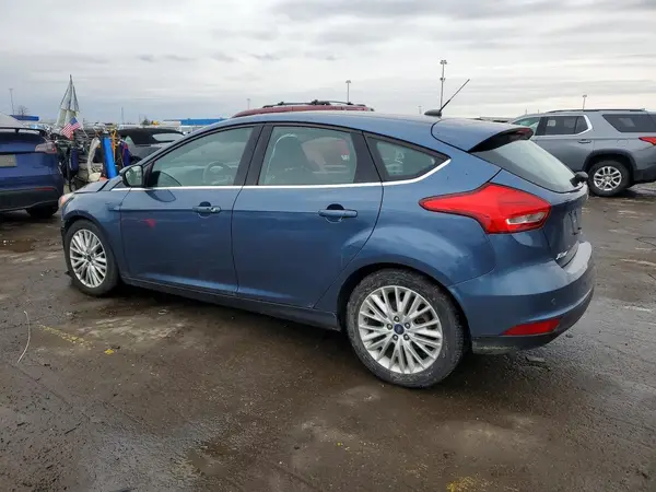 1FADP3N26JL277072 2018 FORD FOCUS - Image 2