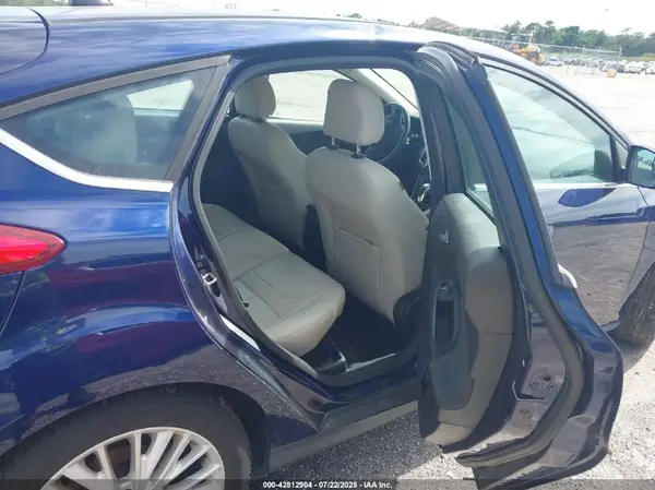 1FADP3N27GL222574 2016 FORD FOCUS - Image 8