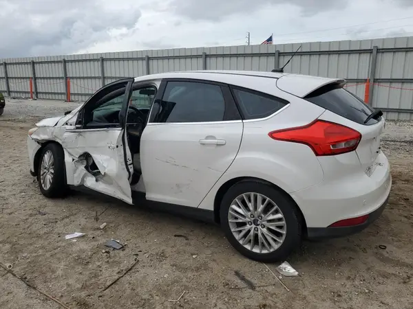 1FADP3N27GL242243 2016 FORD FOCUS - Image 2