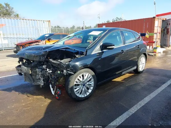 1FADP3N27GL323811 2016 FORD FOCUS - Image 2