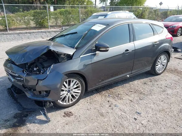 1FADP3N27GL323825 2016 FORD FOCUS - Image 2