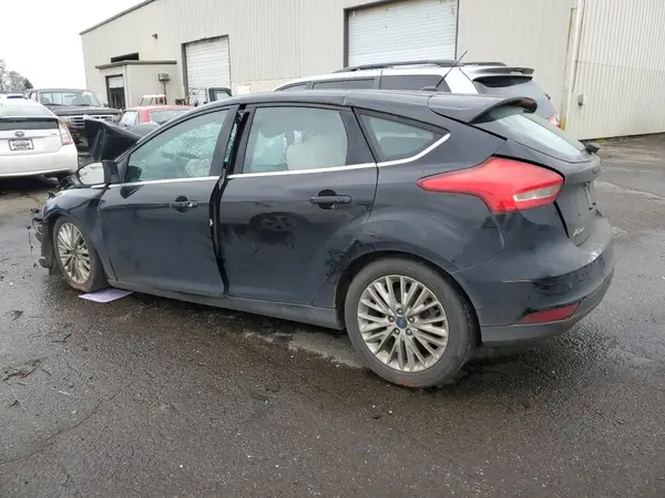 1FADP3N27GL326014 2016 FORD FOCUS - Image 2