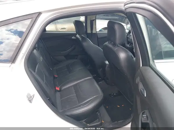 1FADP3N27GL377142 2016 FORD FOCUS - Image 8