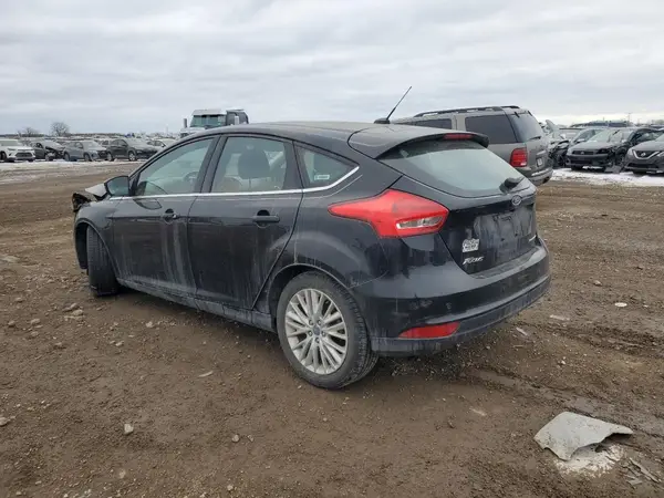 1FADP3N27HL256967 2017 FORD FOCUS - Image 2