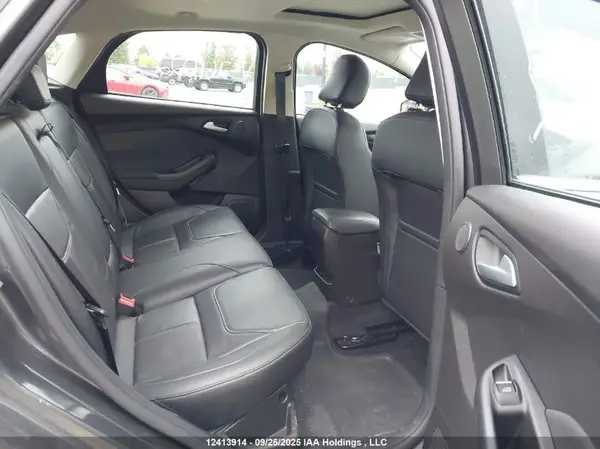 1FADP3N27HL261022 2017 FORD FOCUS - Image 8
