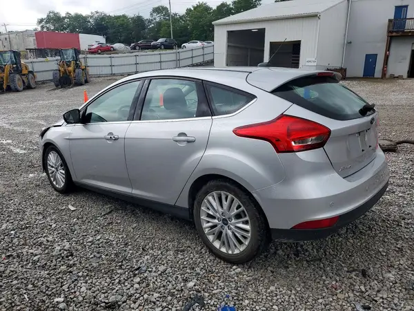 1FADP3N27HL307108 2017 FORD FOCUS - Image 2