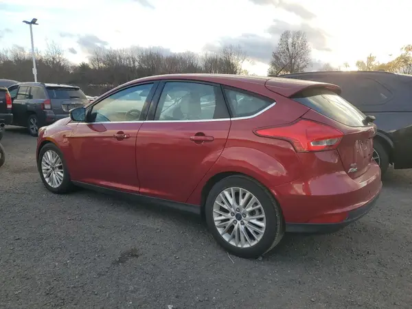 1FADP3N27HL327536 2017 FORD FOCUS - Image 2