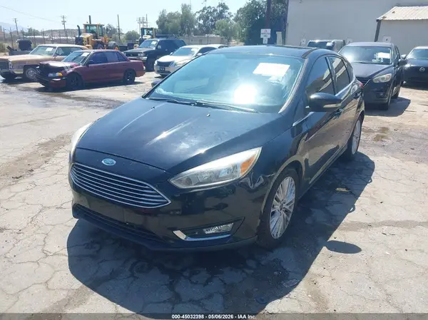 1FADP3N27HL329142 2017 FORD FOCUS - Image 2
