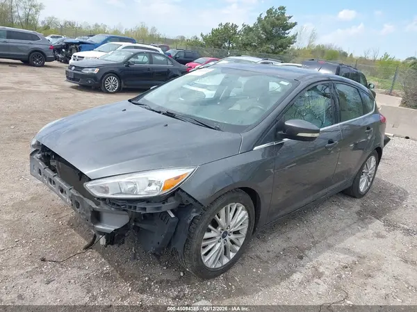 1FADP3N27HL333935 2017 FORD FOCUS - Image 2