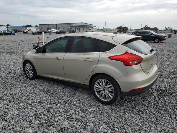 1FADP3N27JL220749 2018 FORD FOCUS - Image 2