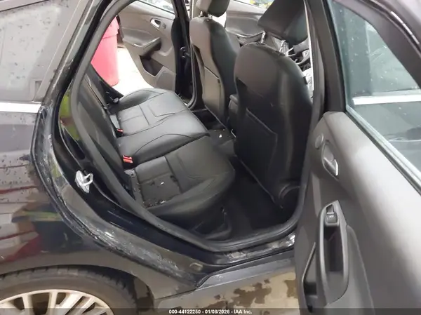 1FADP3N27JL223263 2018 FORD FOCUS - Image 8