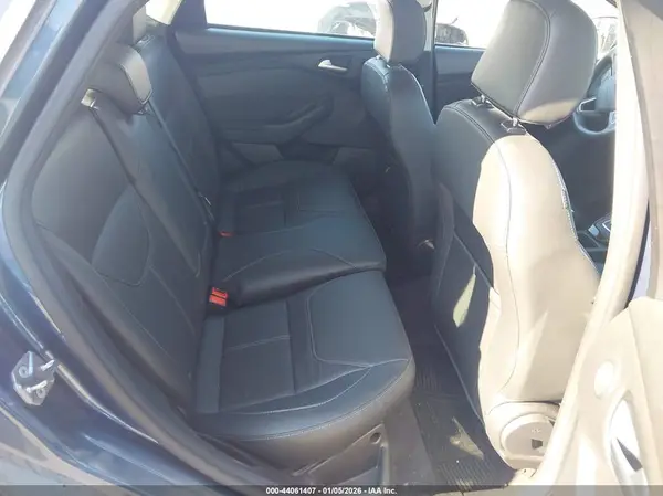 1FADP3N27JL230133 2018 FORD FOCUS - Image 8