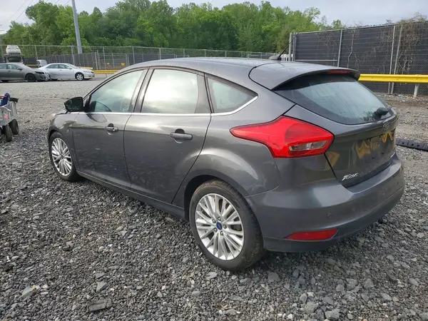 1FADP3N27JL232500 2018 FORD FOCUS - Image 2