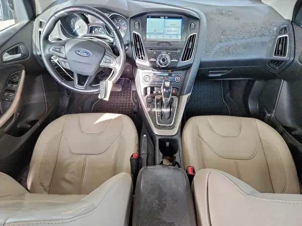 1FADP3N27JL261933 2018 FORD FOCUS - Image 8