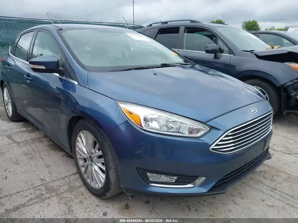 1FADP3N27JL281051 2018 FORD FOCUS - Image 1