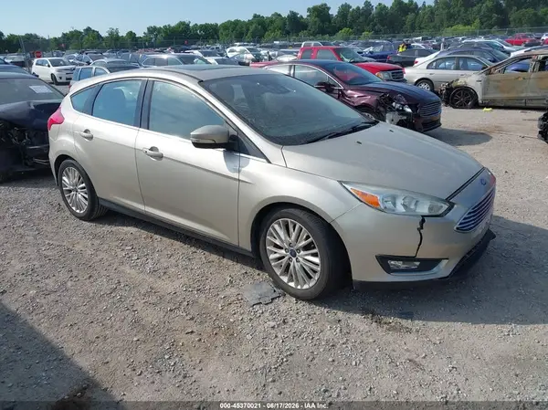 1FADP3N27JL285990 2018 FORD FOCUS - Image 1