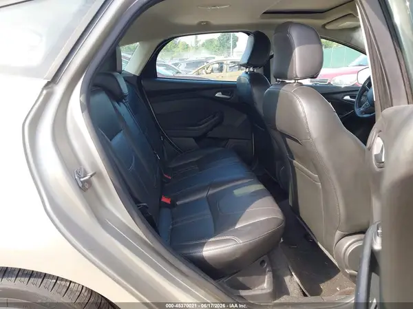 1FADP3N27JL285990 2018 FORD FOCUS - Image 8