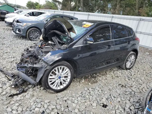 1FADP3N27JL295869 2018 FORD FOCUS - Image 1