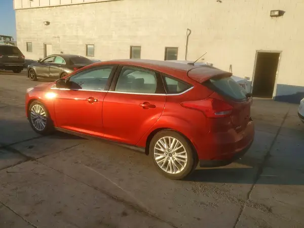 1FADP3N27JL314338 2018 FORD FOCUS - Image 2