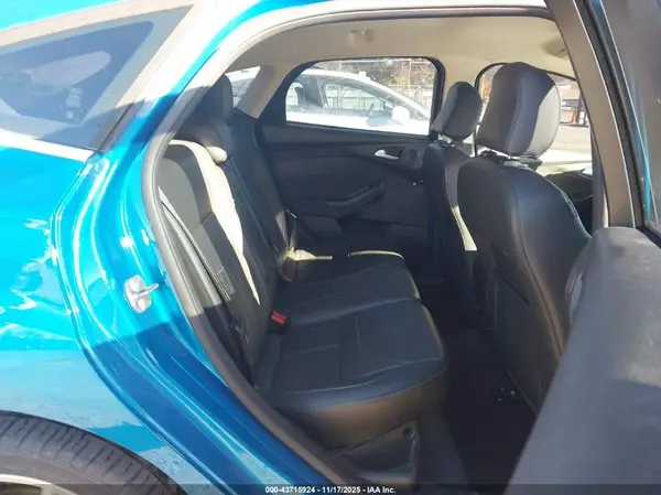 1FADP3N28GL220302 2016 FORD FOCUS - Image 8