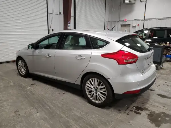 1FADP3N28GL231624 2016 FORD FOCUS - Image 2