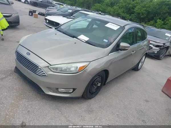 1FADP3N28GL255857 2016 FORD FOCUS - Image 2