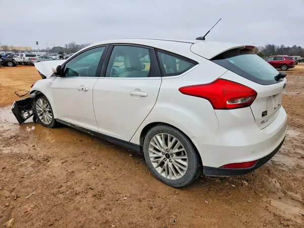1FADP3N28GL307052 2016 FORD FOCUS - Image 2