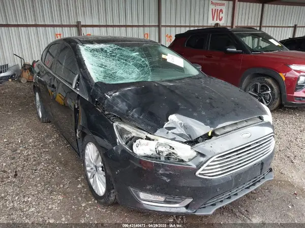 1FADP3N28GL319119 2016 FORD FOCUS - Image 1