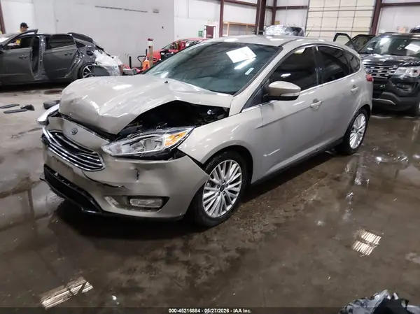 1FADP3N28GL321470 2016 FORD FOCUS - Image 2