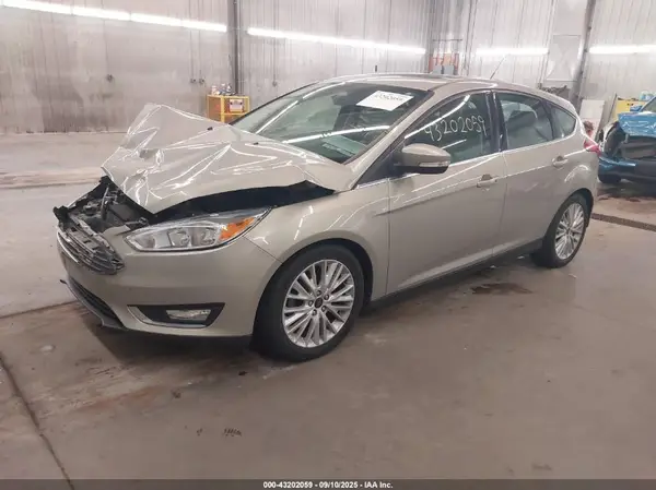 1FADP3N28GL326197 2016 FORD FOCUS - Image 2