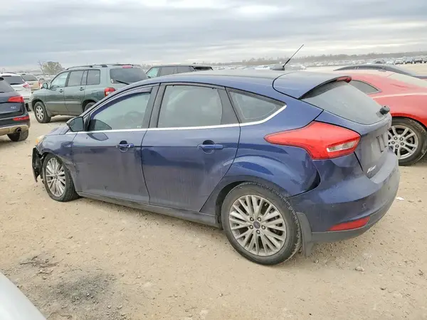 1FADP3N28GL355912 2016 FORD FOCUS - Image 2