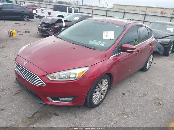 1FADP3N28GL388554 2016 FORD FOCUS - Image 2