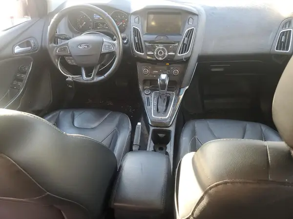 1FADP3N28GL394306 2016 FORD FOCUS - Image 8